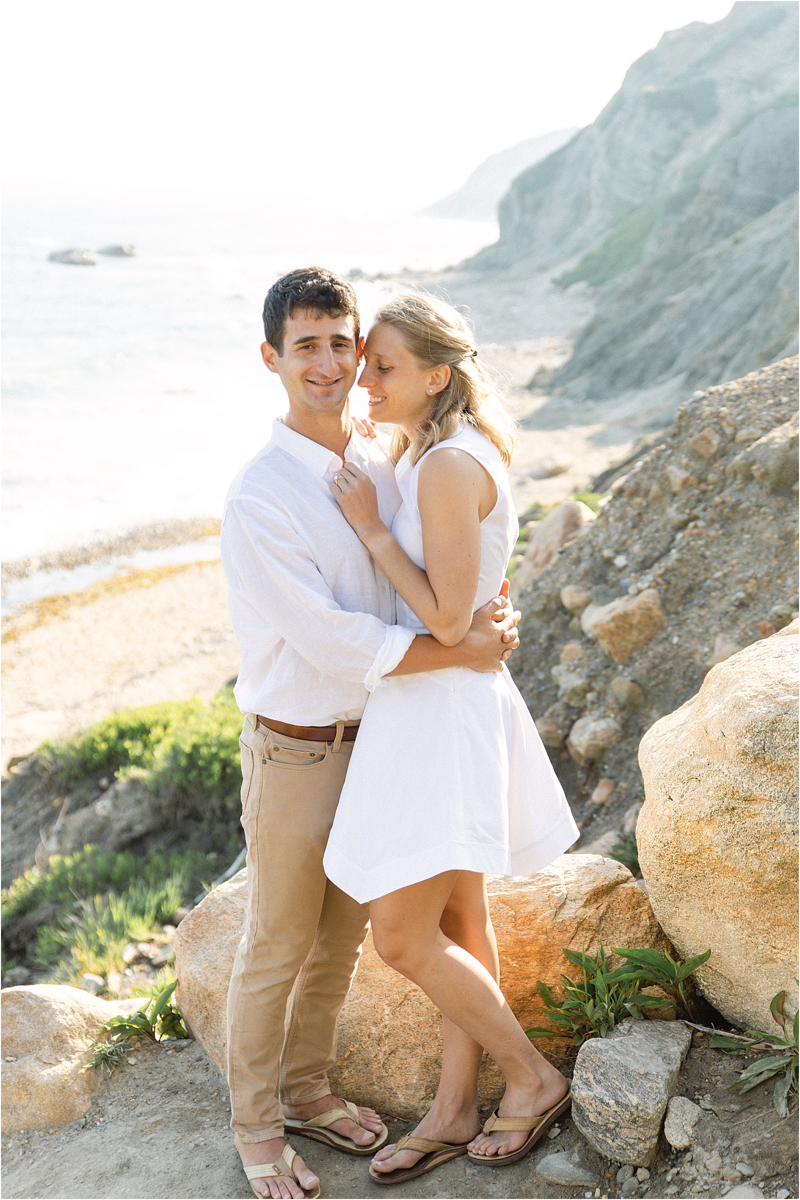 Block Island Engagement Session overlooking the bluffs 
